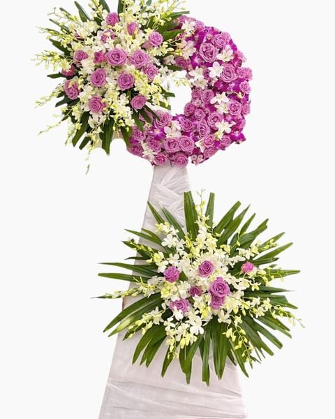 Hoa Chia Buồn: Vòng Hoa Thương Mến - HTL193