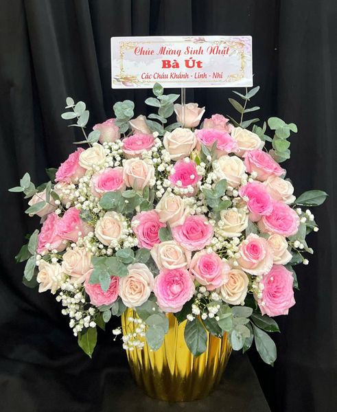 Hộp Hoa Tươi: Hộp Hoa Hồng Xinh - HH170