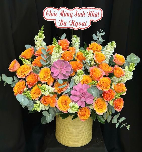 : Hoa Hộp Sắc Son Thịnh Vượng - HH221