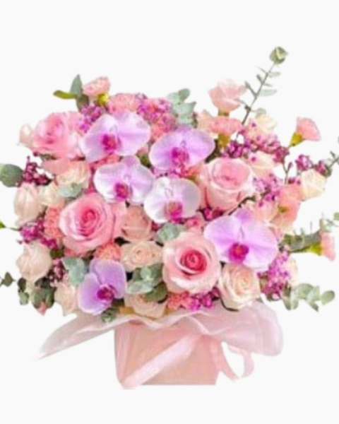 Hộp Hoa Tươi: Sắc Hồng Yêu Thương - HCH89