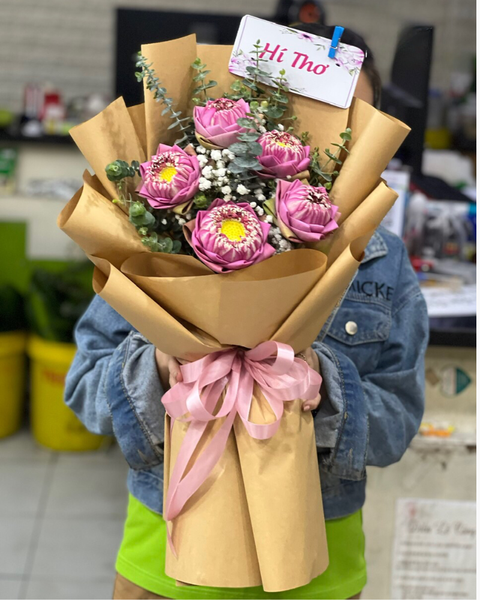 Hoa Bó Dài: Bó Hoa Sen Hồng - HBD252