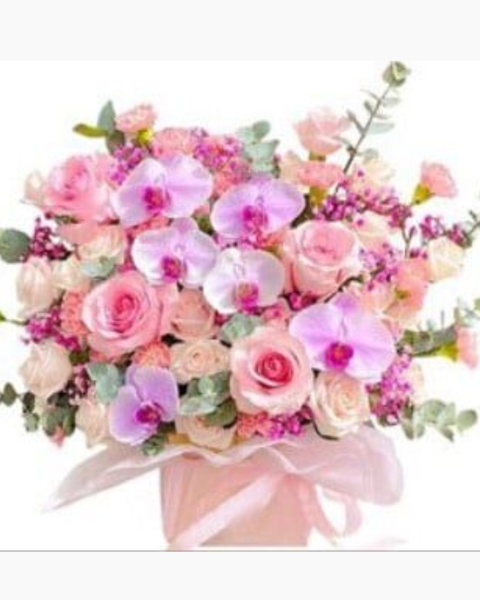 Hộp Hoa Tươi: Sắc Hồng Yêu Thương - HCH89