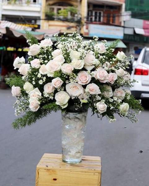Hoa Cắm Bình: Thiệp Hồng - HCB43 - Điện Hoa