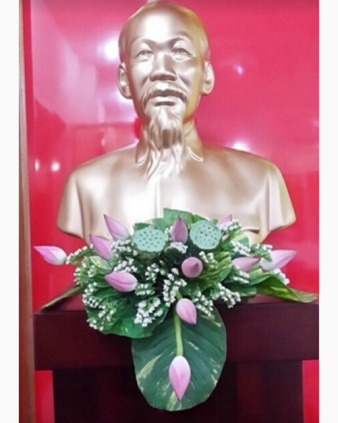 Hoa Bục Phát Biểu: Bục Bác - 02 - Hoa Chúc Mừng 20/11 Đẹp