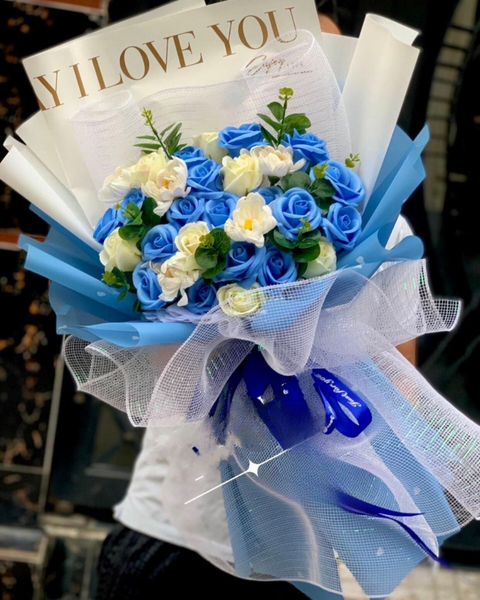 Hoa Sáp: Blue and White Bouquet - HST07 - Hoa Hồng Sáp Thơm Đẹp