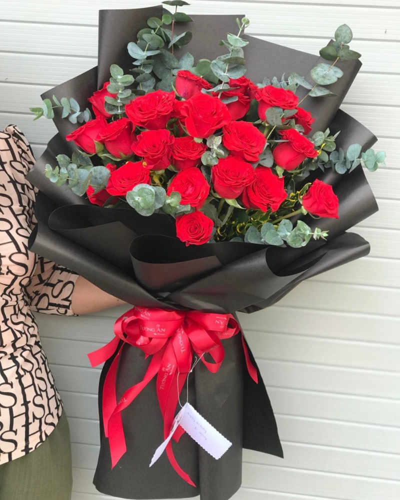  Bó Hoa Hồng Đỏ 30 Bông  - HDB12 - Hoa 20/11 