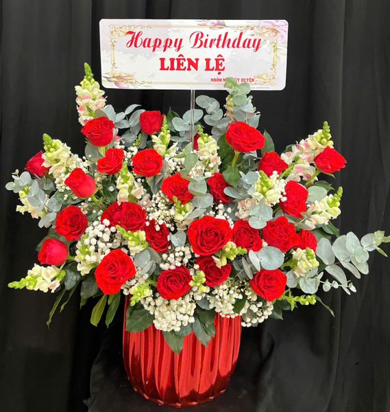 Hộp Hoa Tươi: Hộp Hoa Đỏ Sang - HH186