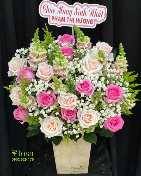 Hộp Hoa Tươi: Hộp Hoa Gắn Bó - HH87
