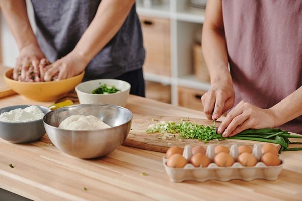Cùng nhau nấu những món ăn để tưởng niệm người đã khuất