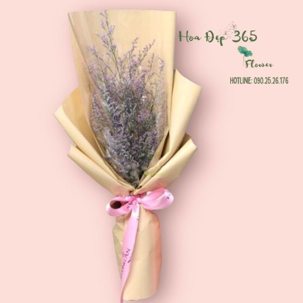 Một món quà dịu dàng để bạn tặng hoa 20/10 cho người yêu với hoa sao tím làm chủ đạo