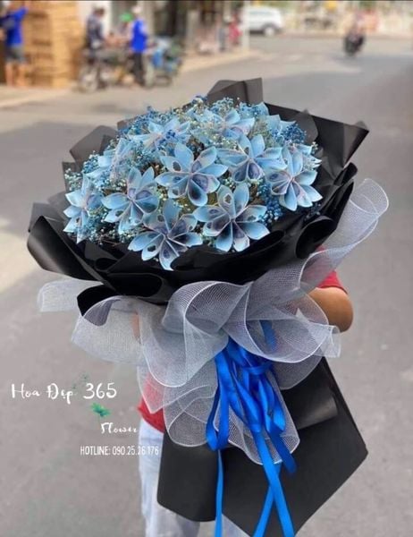 Màu xanh liệu có làm em yêu anh - bó hoa 20K