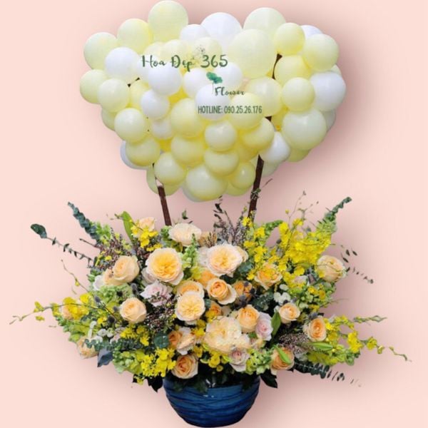 Một chậu hoa bong bóng sẽ là một món quà “to bựng” làm cô giáo bất ngờ trong vui vẻ đấy