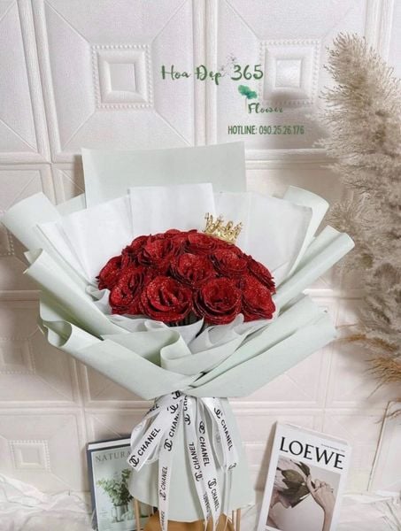Bó hoa sáp tình yêu Pink Girl - HST19 được thiết kế từ 50 cành hoa hồng dâu sáp thơm chắc hẳn khiến không ít bạn thổn thức