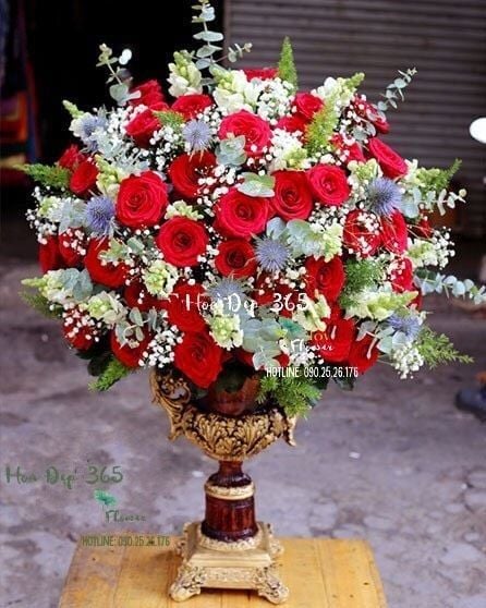 Hoa hồng đỏ chưng tết